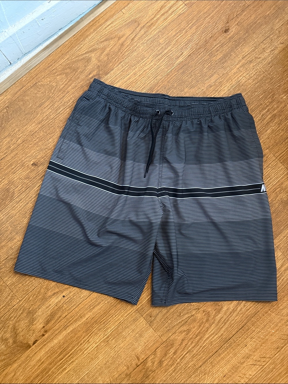 New without tags Nike Black Men's Breaker Stripe Swim Shorts